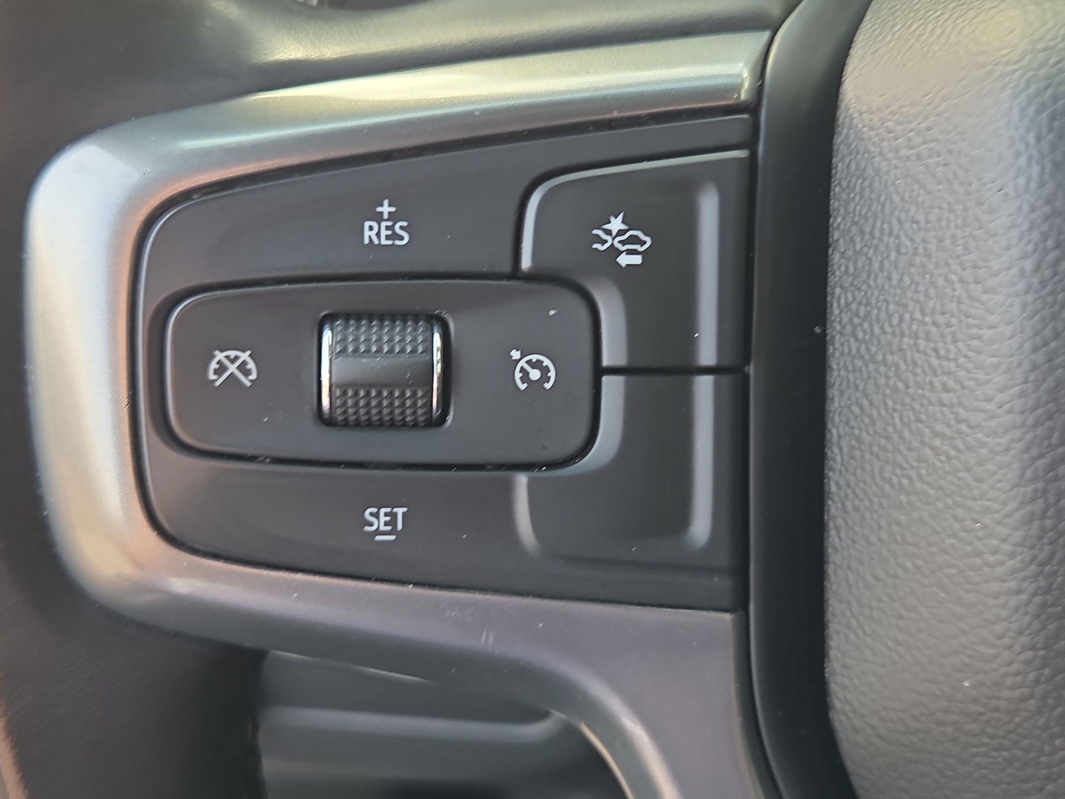 Used 2024 Chevrolet Suburban LT AWD/4WD image 16