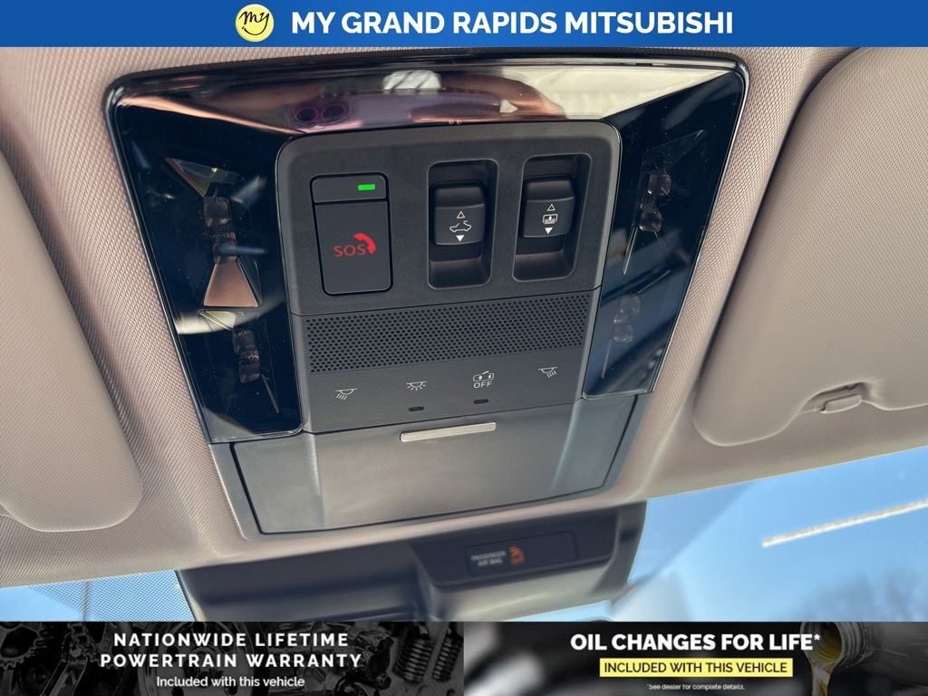 New 2026 Mitsubishi Outlander SEL image 27