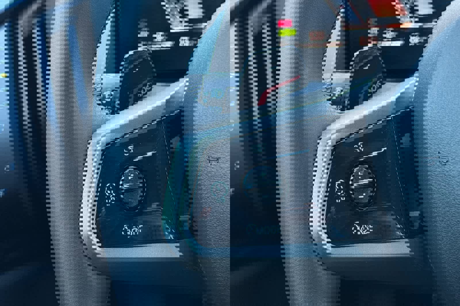 Used 2025 BMW X3 xDrive30i w/ Premium Package image 26