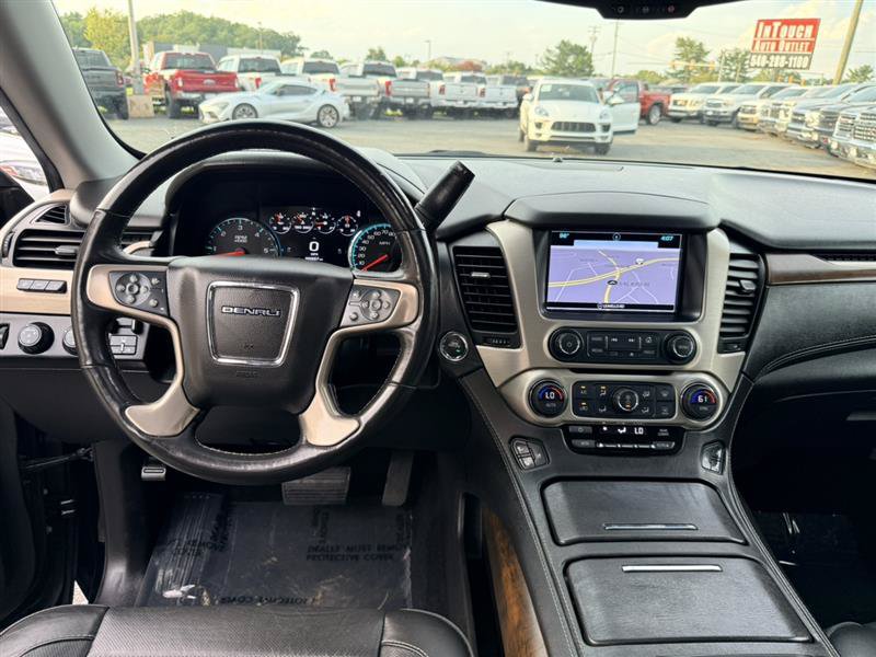 Used 2018 GMC Yukon Denali w/ Denali Ultimate Package AWD/4WD image 28