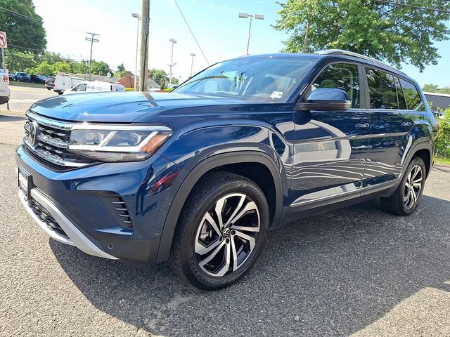 Used 2023 Volkswagen Atlas SEL AWD/4WD image 3