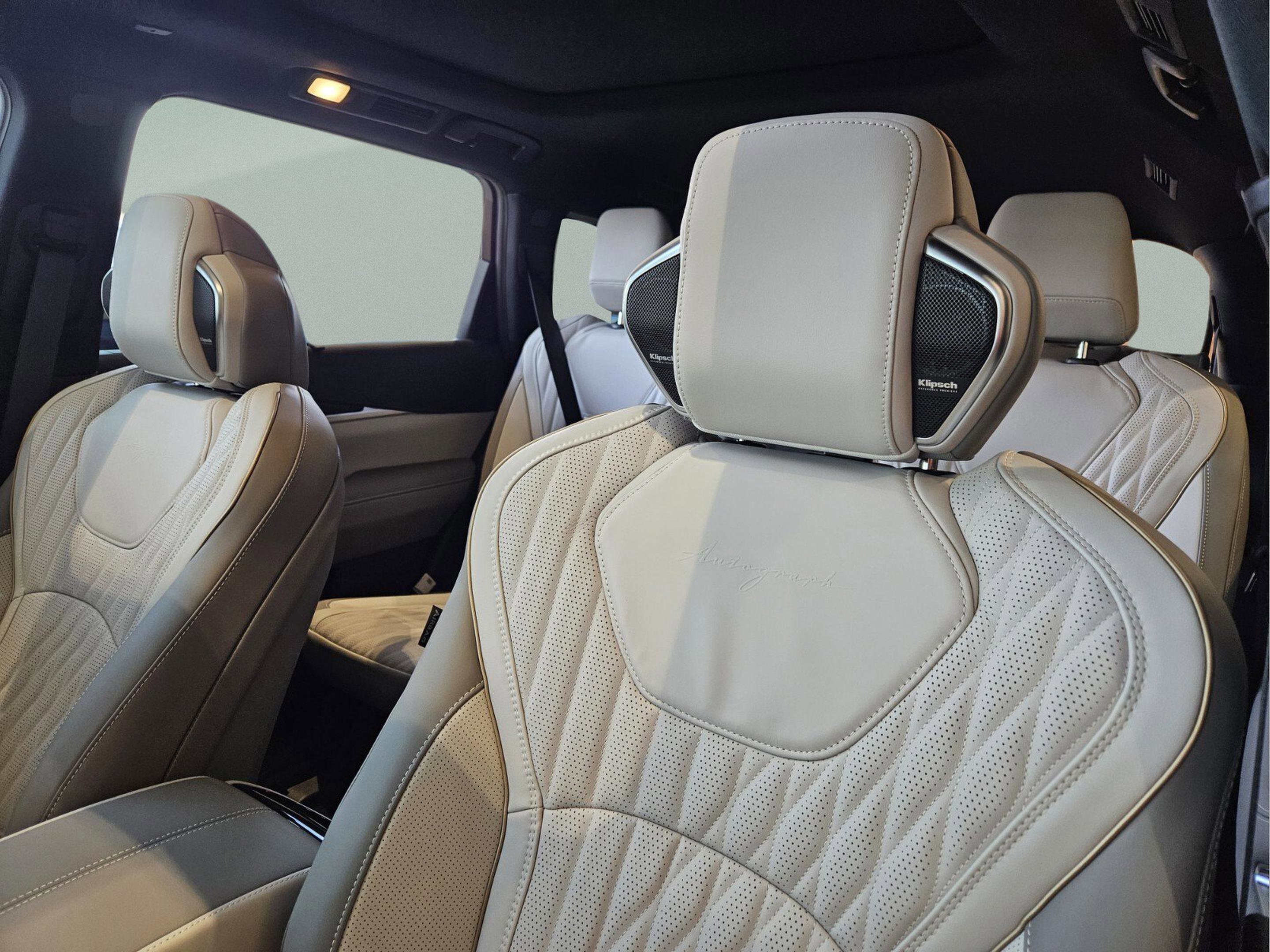 New 2026 INFINITI QX60 Autograph image 18