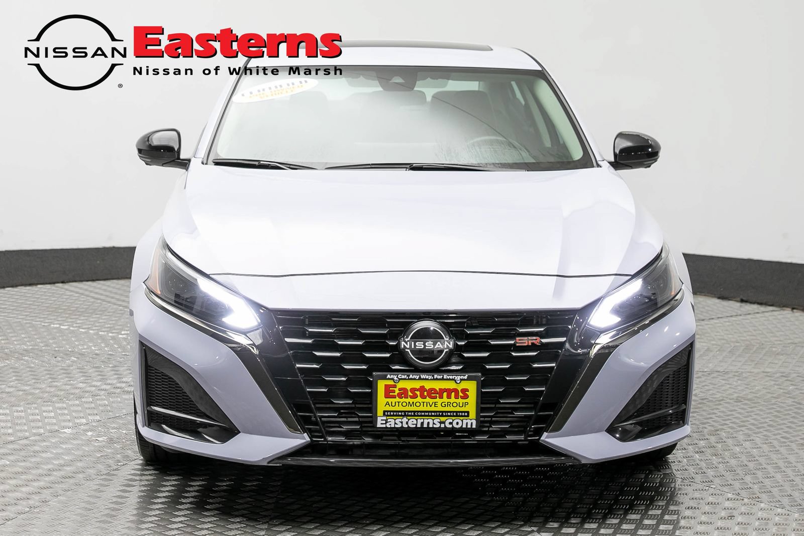 Used 2023 Nissan Altima 2.0 SR FWD image 87