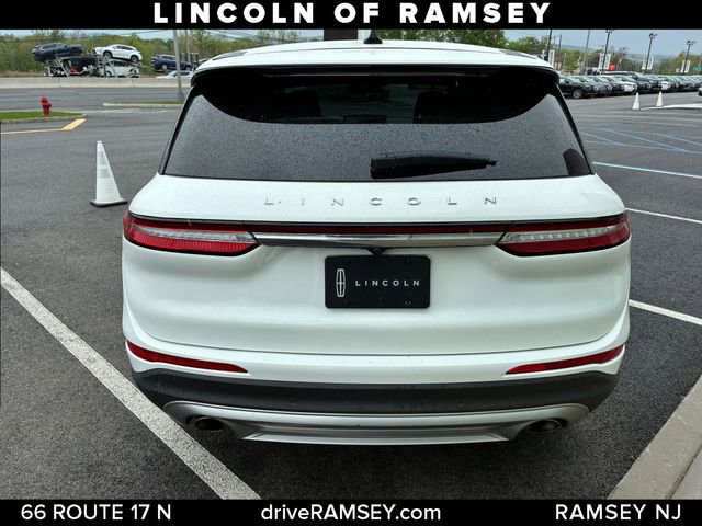 Used 2023 Lincoln Corsair AWD image 4