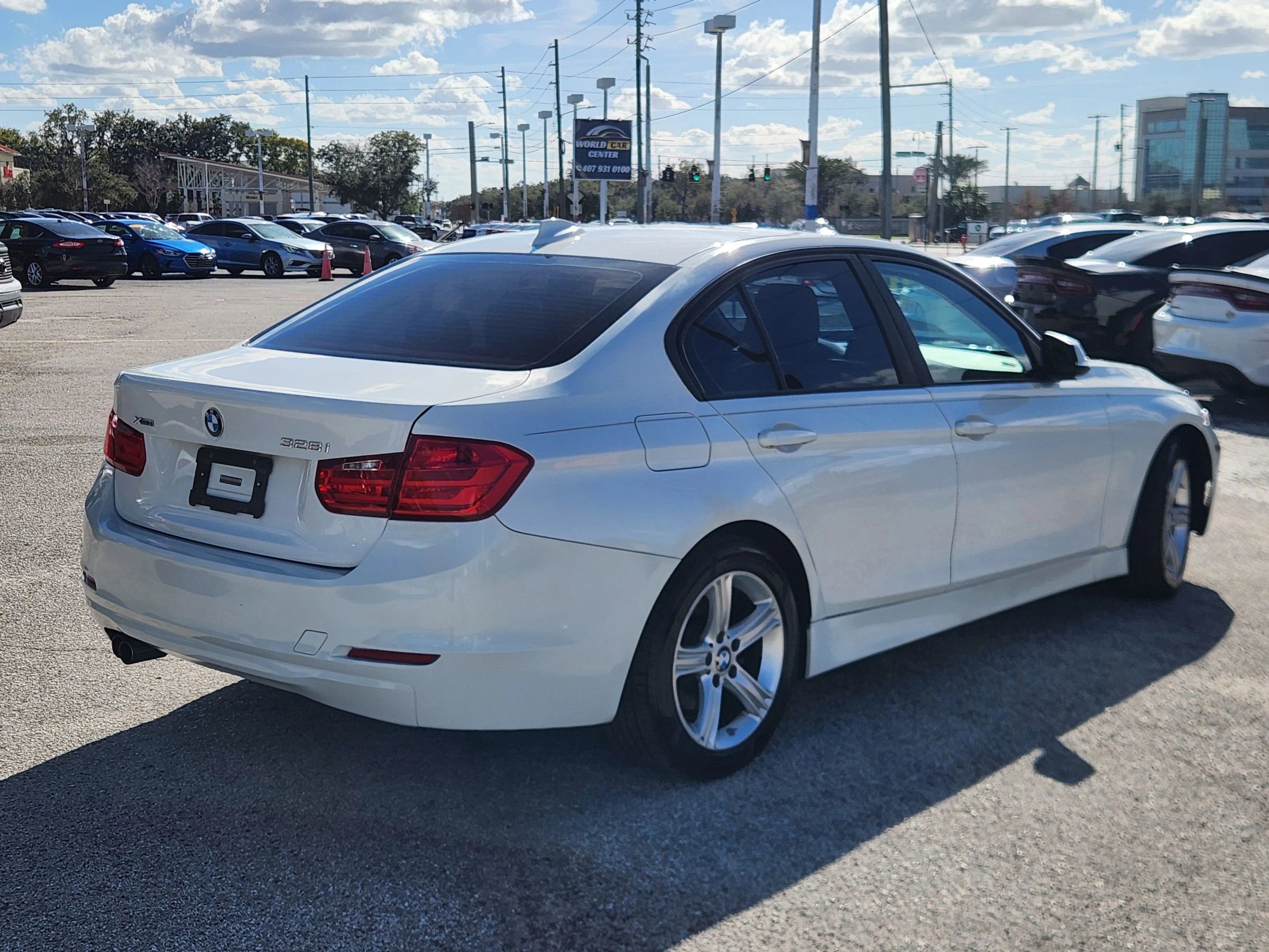 Used 2014 BMW 328i xDrive Sedan w/ Premium Package image 8