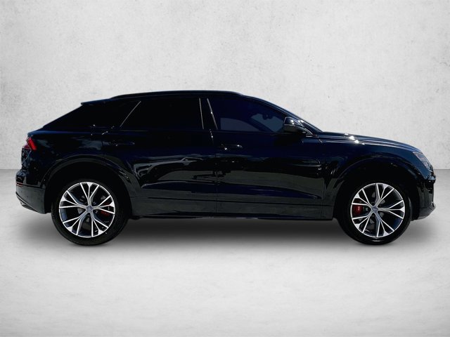 Used 2020 Audi Q8 Premium w/ Black Optic Package AWD/4WD image 5