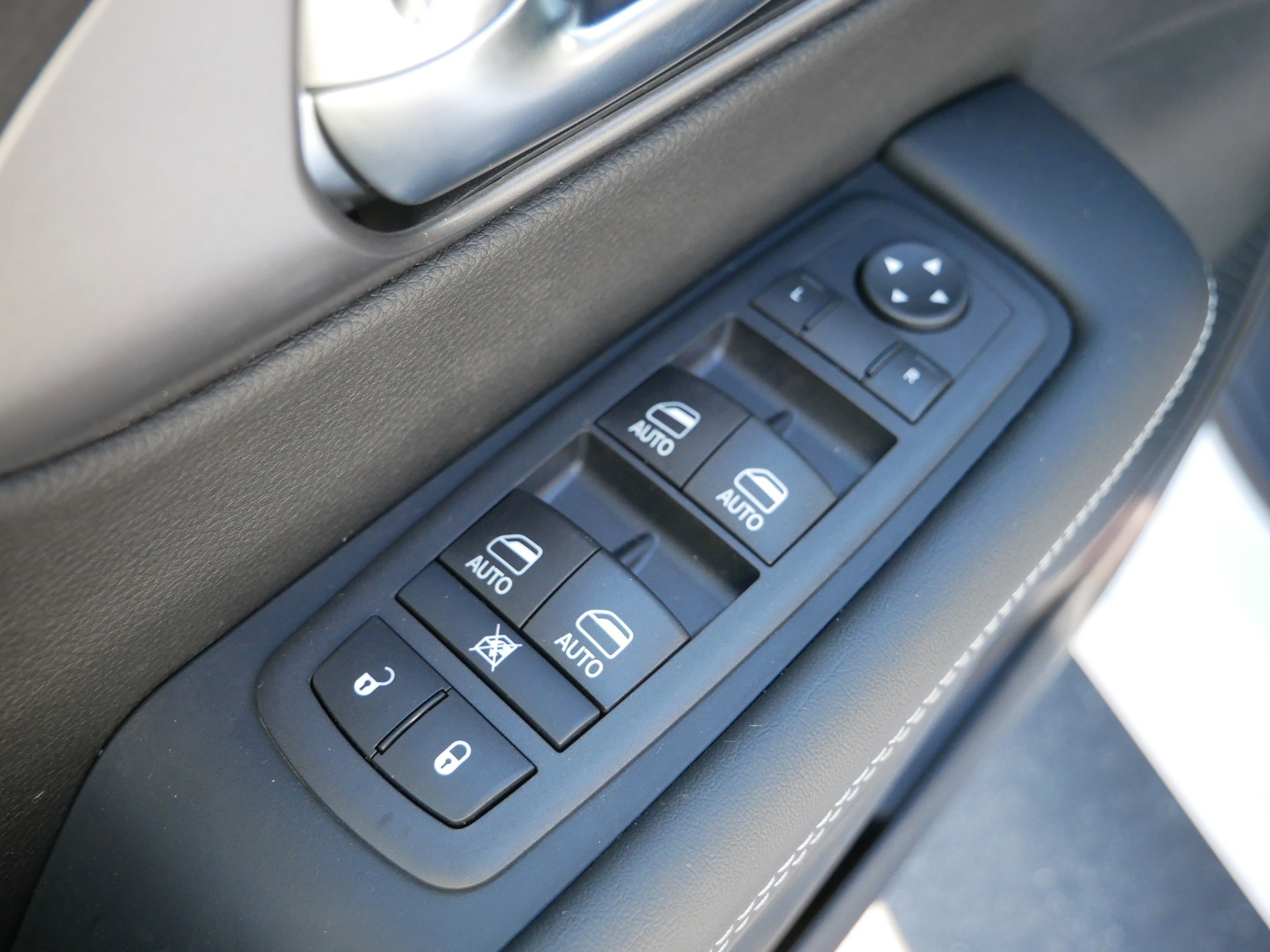 New 2026 Chrysler Pacifica Select image 7