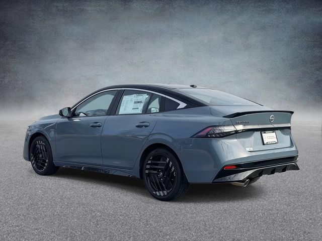 New 2026 Nissan Sentra SR w/ Floor Mat Package FWD image 4