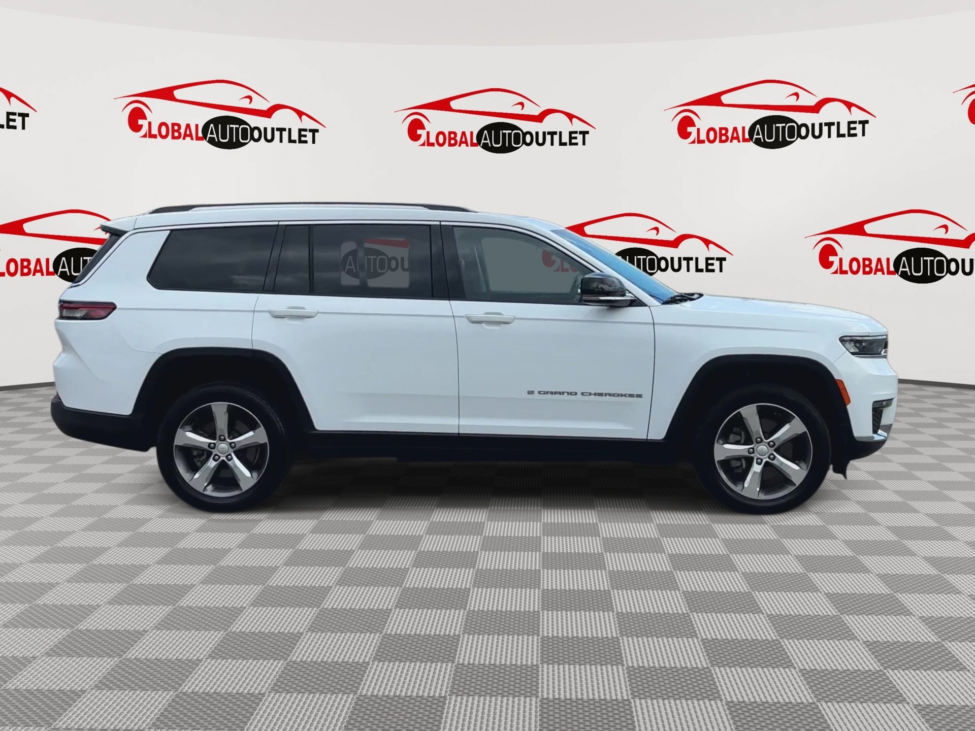 Used 2021 Jeep Grand Cherokee L Limited AWD/4WD image 9