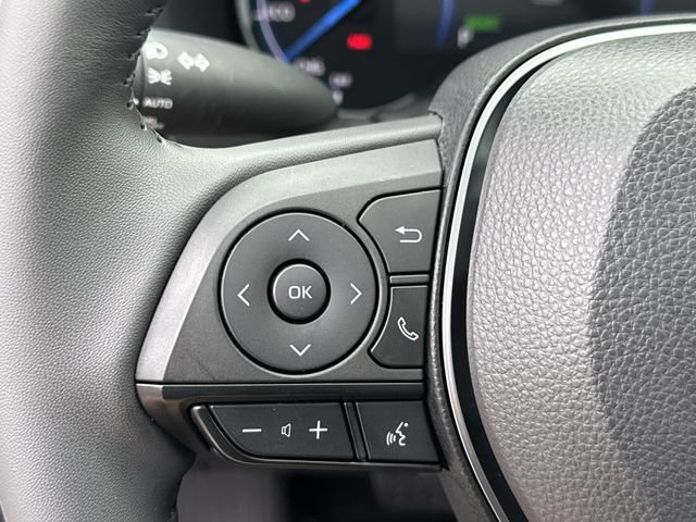 Used 2025 Toyota RAV4 XSE AWD/4WD image 25