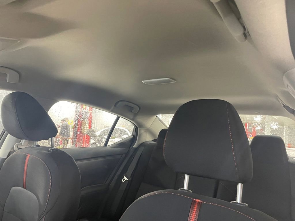 Certified 2025 Nissan Sentra SR w/ Midnight Edition image 17