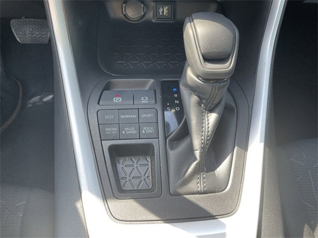 Used 2023 Toyota RAV4 XLE image 15