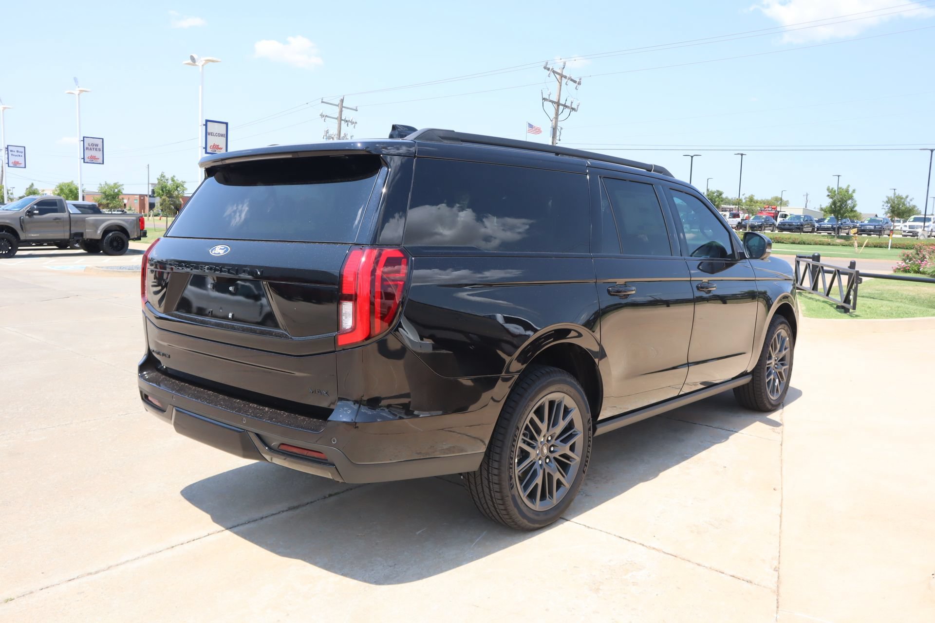 New 2027 Ford Expedition Max Platinum w/ Stealth Appearance Package AWD/4WD image 24