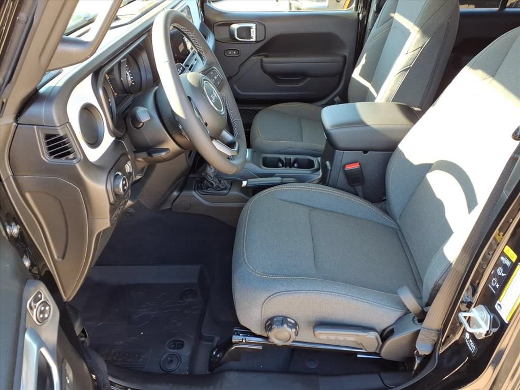 New 2026 Jeep Gladiator Sport AWD/4WD image 12