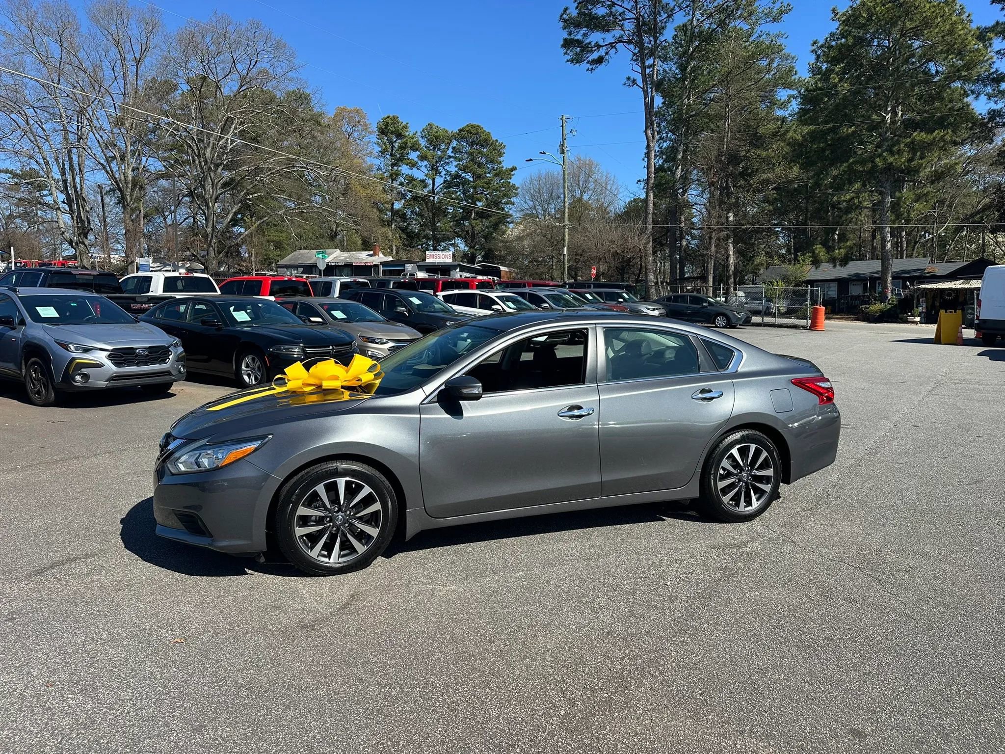 Used 2016 Nissan Altima 2.5 SL w/ 2.5 Technology Package image 4