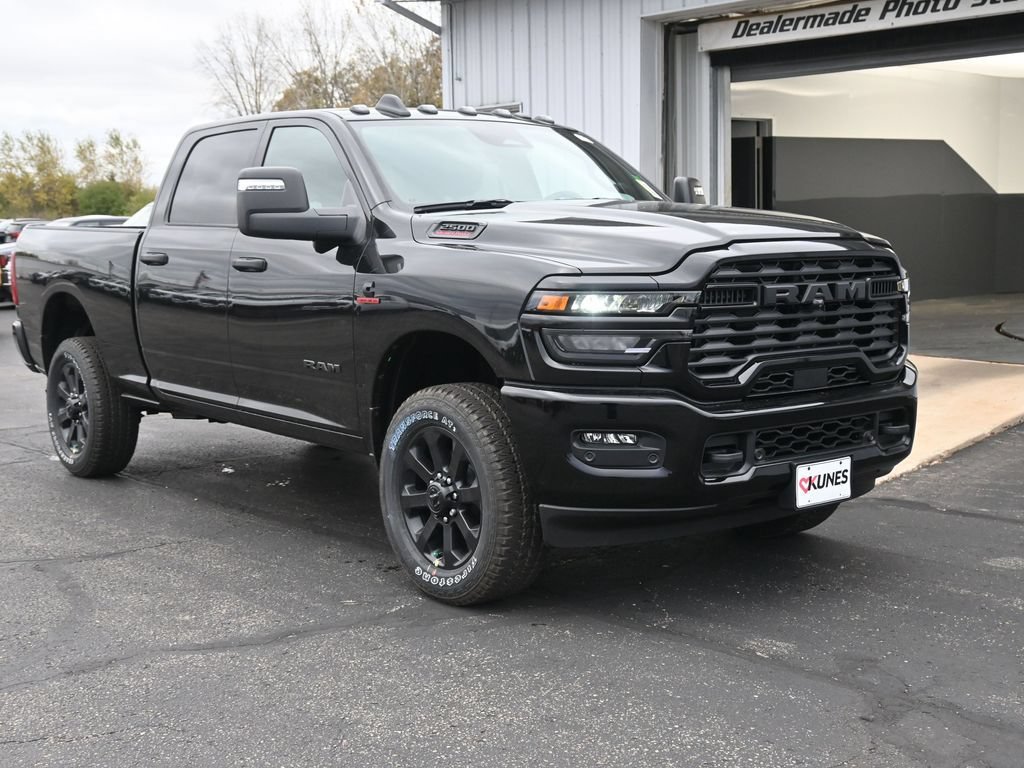 New 2026 RAM 2500 Big Horn AWD/4WD image 2