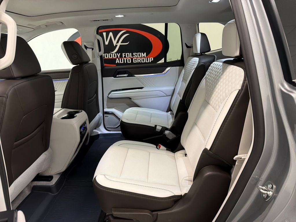 New 2026 GMC Acadia Denali w/ Super Cruise Package FWD image 12