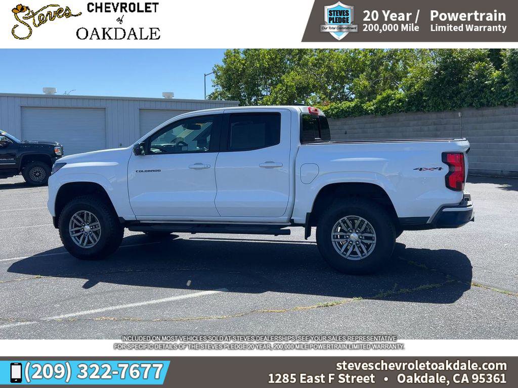 Certified 2024 Chevrolet Colorado LT w/ LT Convenience Package II AWD/4WD image 8