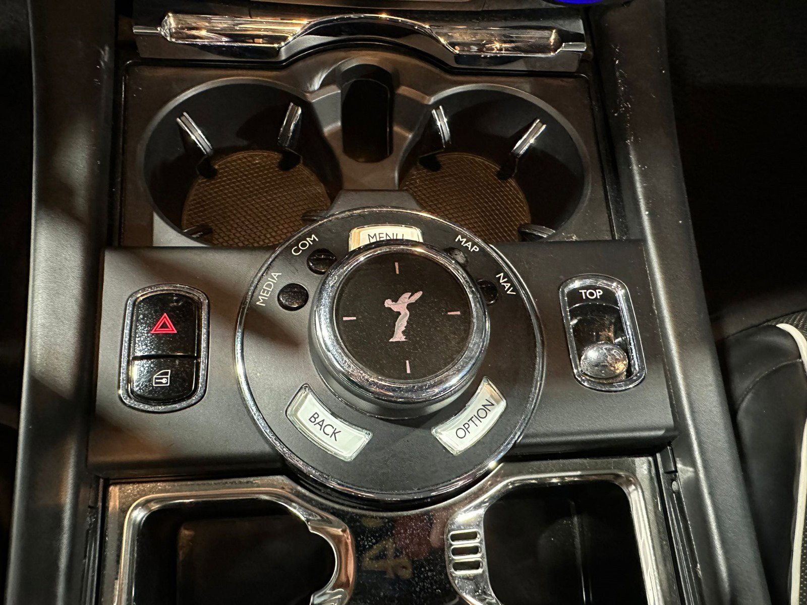 Used 2019 Rolls-Royce Dawn image 35