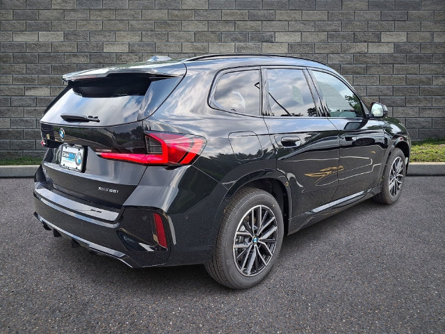 New 2027 BMW X1 xDrive28i AWD/4WD image 6