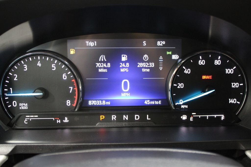 Used 2023 Ford Explorer XLT w/ Equipment Group 202A AWD/4WD image 37