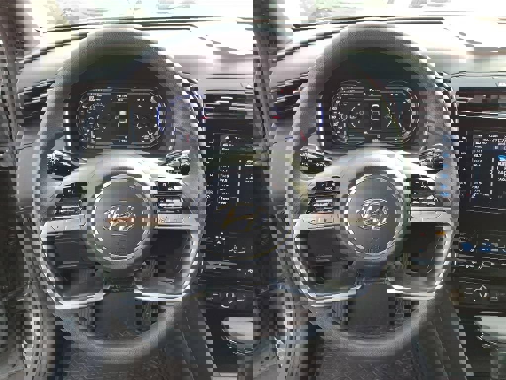 Used 2024 Hyundai Santa Cruz SEL image 21