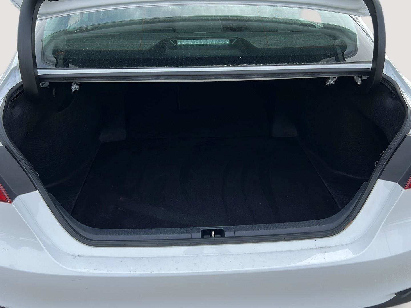 Used 2024 Toyota Camry LE image 21