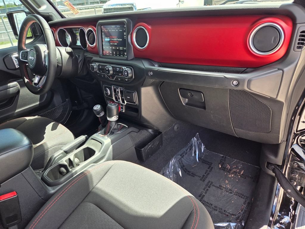 Used 2023 Jeep Gladiator Rubicon w/ LED Lighting Group AWD/4WD image 16