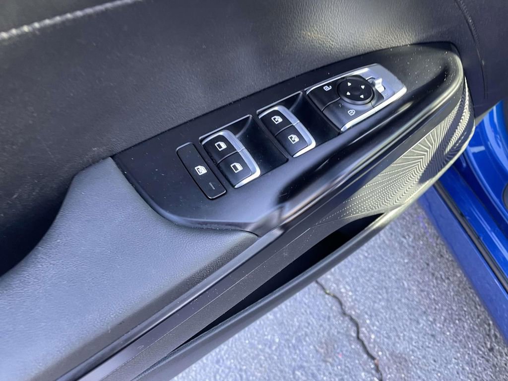 Used 2023 Kia K5 GT-Line image 28