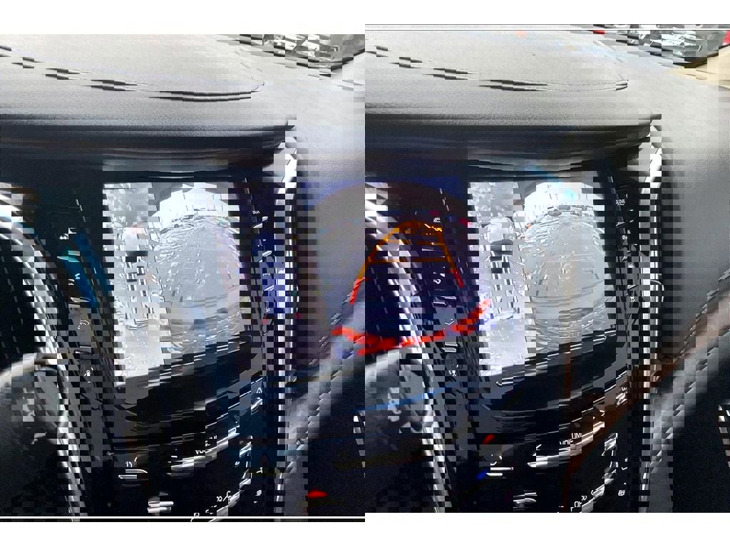 Used 2016 Cadillac Escalade Premium image 22