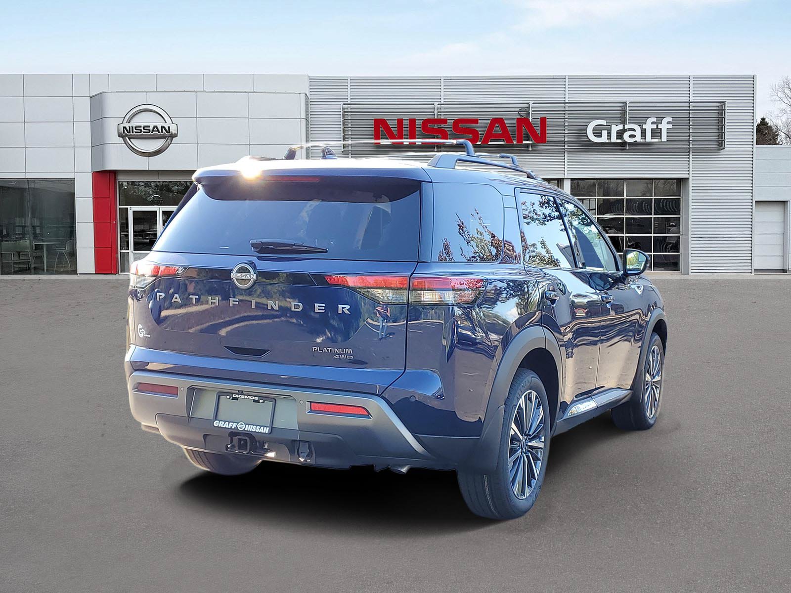New 2026 Nissan Pathfinder Platinum AWD/4WD image 3