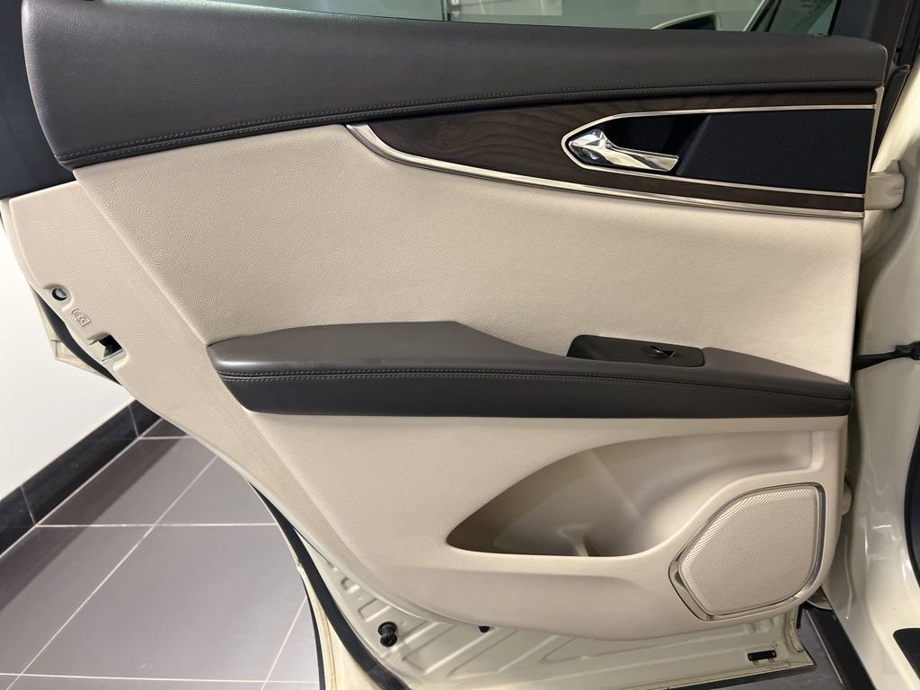Used 2016 Lincoln MKX Reserve AWD/4WD image 34