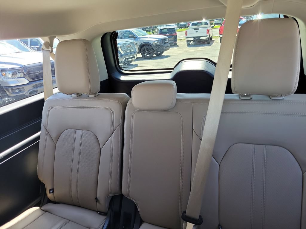 Used 2024 Ford Expedition Max Limited RWD image 17