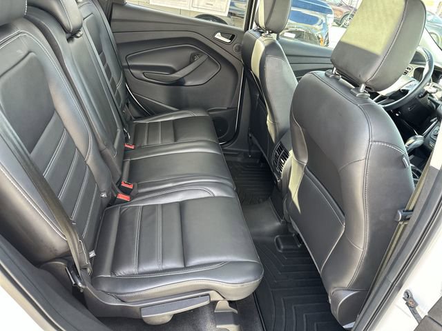 Used 2019 Ford Escape Titanium image 30