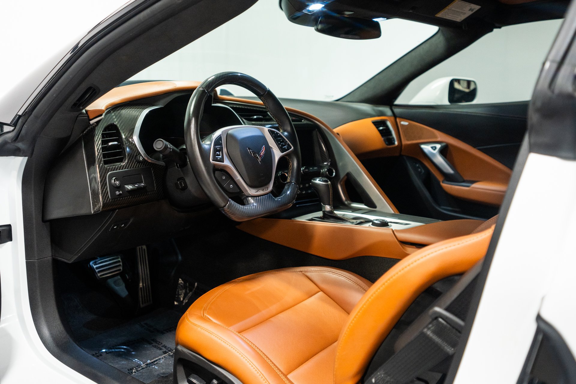 Used 2019 Chevrolet Corvette ZR1 RWD image 13