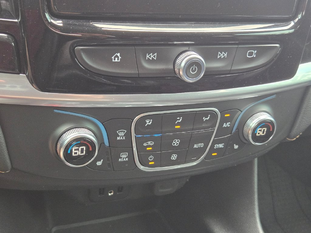 Used 2019 Chevrolet Traverse RS w/ LPO, 'HIT The Road' Package AWD/4WD image 28