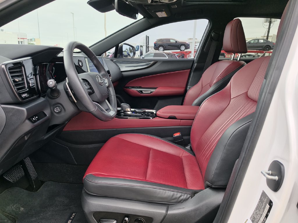 Used 2024 Lexus NX 250 FWD image 25