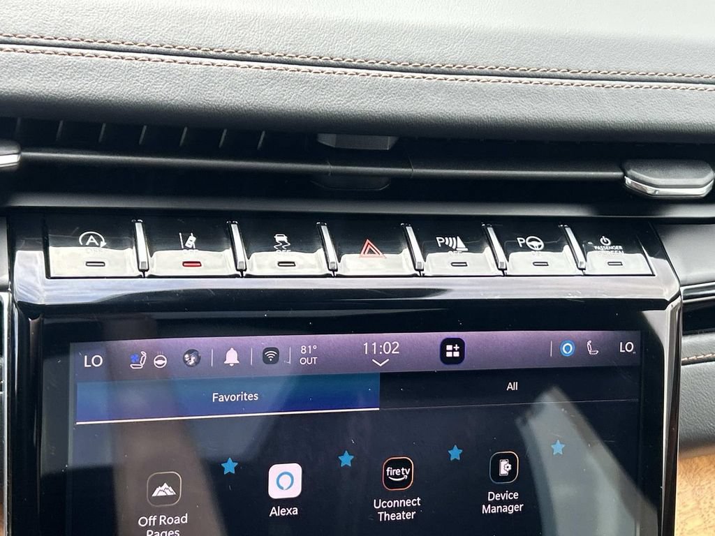 Certified 2023 Jeep Grand Cherokee Summit AWD/4WD image 39