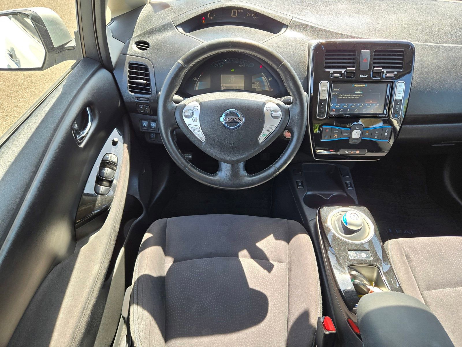 Used 2016 Nissan Leaf SV w/ Premium Package FWD image 16