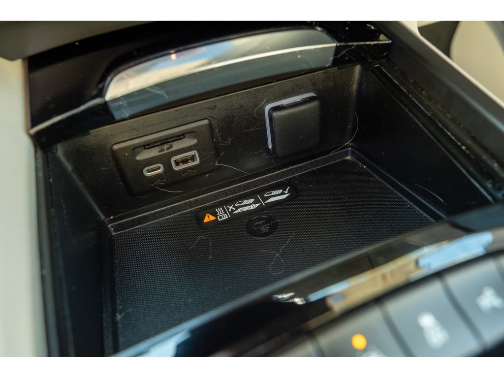 Used 2023 Buick Envision Avenir FWD image 29