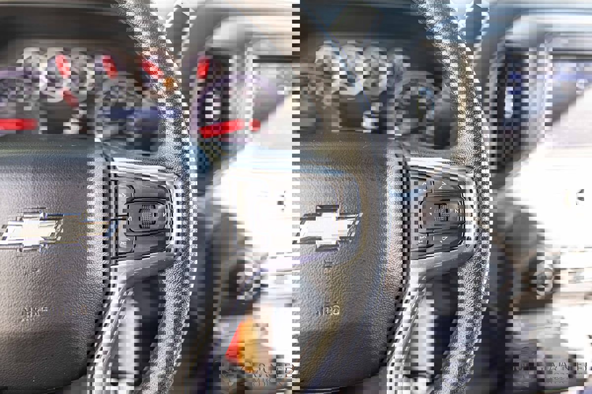 Used 2022 Chevrolet Silverado 2500 Custom w/ Custom Value Package image 23