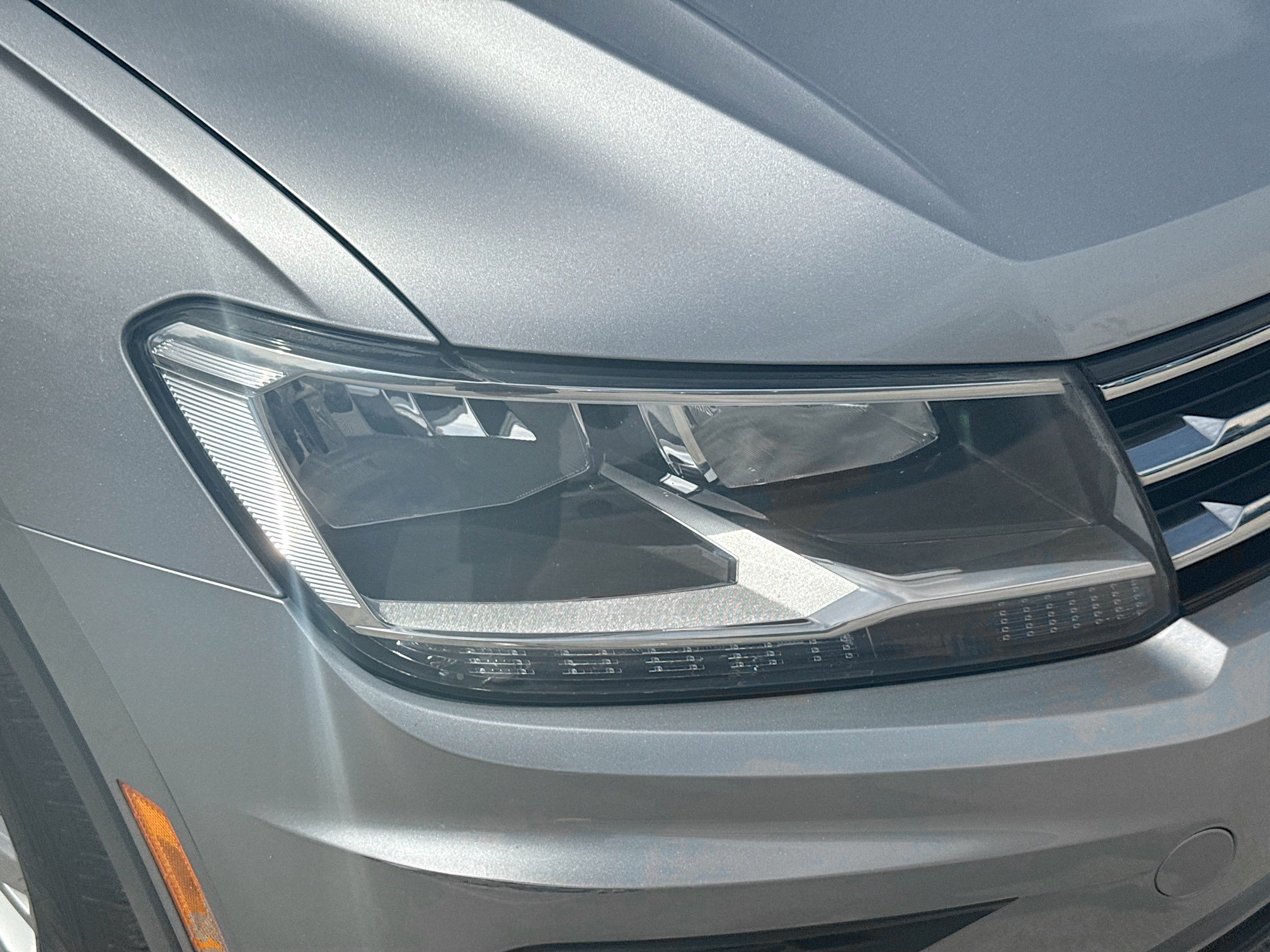 Used 2019 Volkswagen Tiguan S w/ Driver Assistance Package FWD image 34