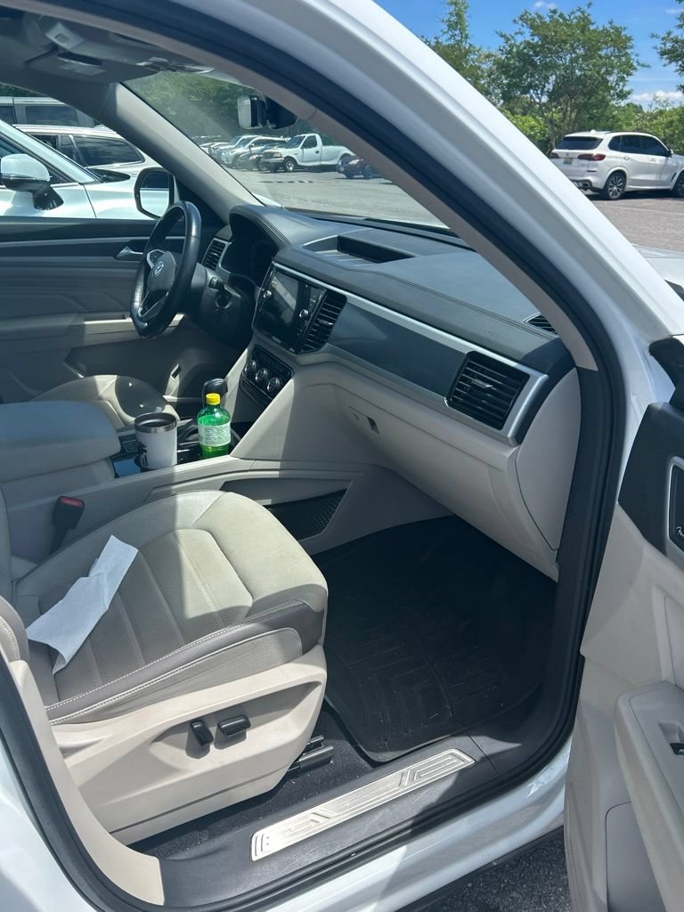 Used 2021 Volkswagen Atlas SEL Premium AWD/4WD image 10
