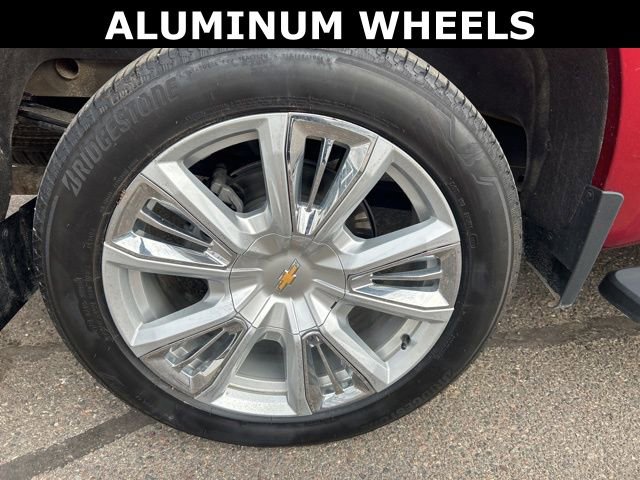 Used 2025 Chevrolet Silverado 1500 High Country w/ High Country Premium Package image 9