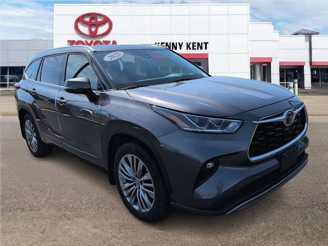 Used 2022 Toyota Highlander Platinum video 1