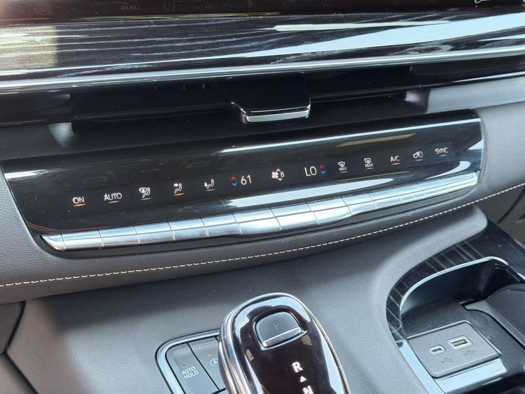 Certified 2023 Cadillac Escalade Sport AWD/4WD image 12