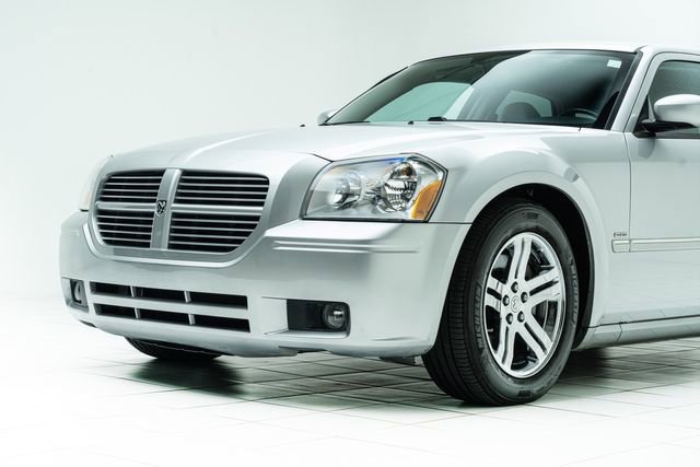 Used 2005 Dodge Magnum R/T w/ Convenience Group II image 10