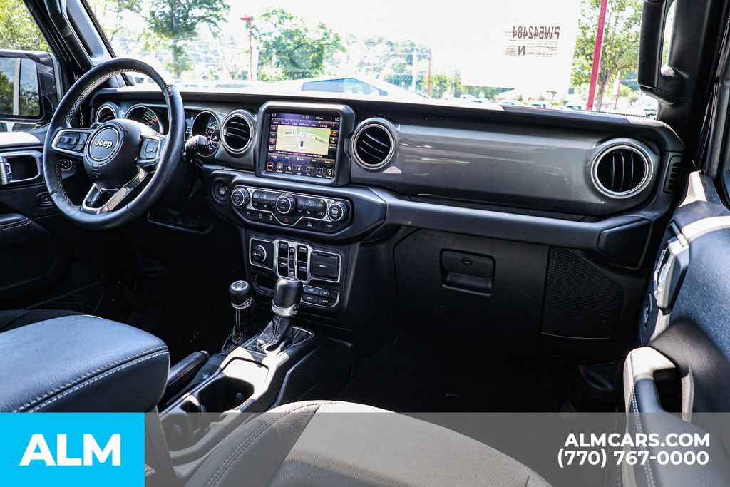 Used 2023 Jeep Wrangler Unlimited Sahara w/ Cold Weather Group AWD/4WD image 29