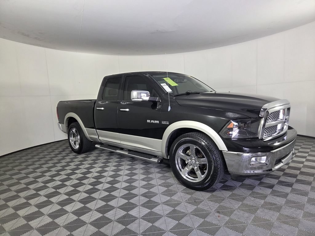 Used 2009 Dodge Ram 1500 Truck Laramie RWD image 2