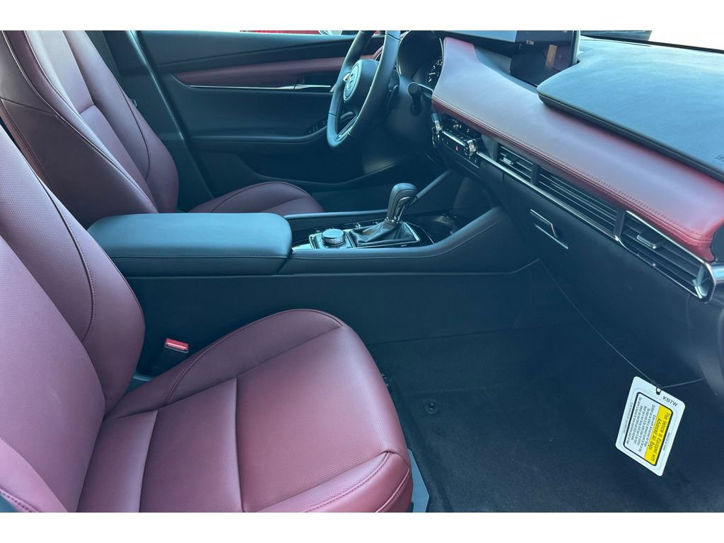 New 2026 MAZDA MAZDA3 Hatchback w/Premium Plus Pkg image 15